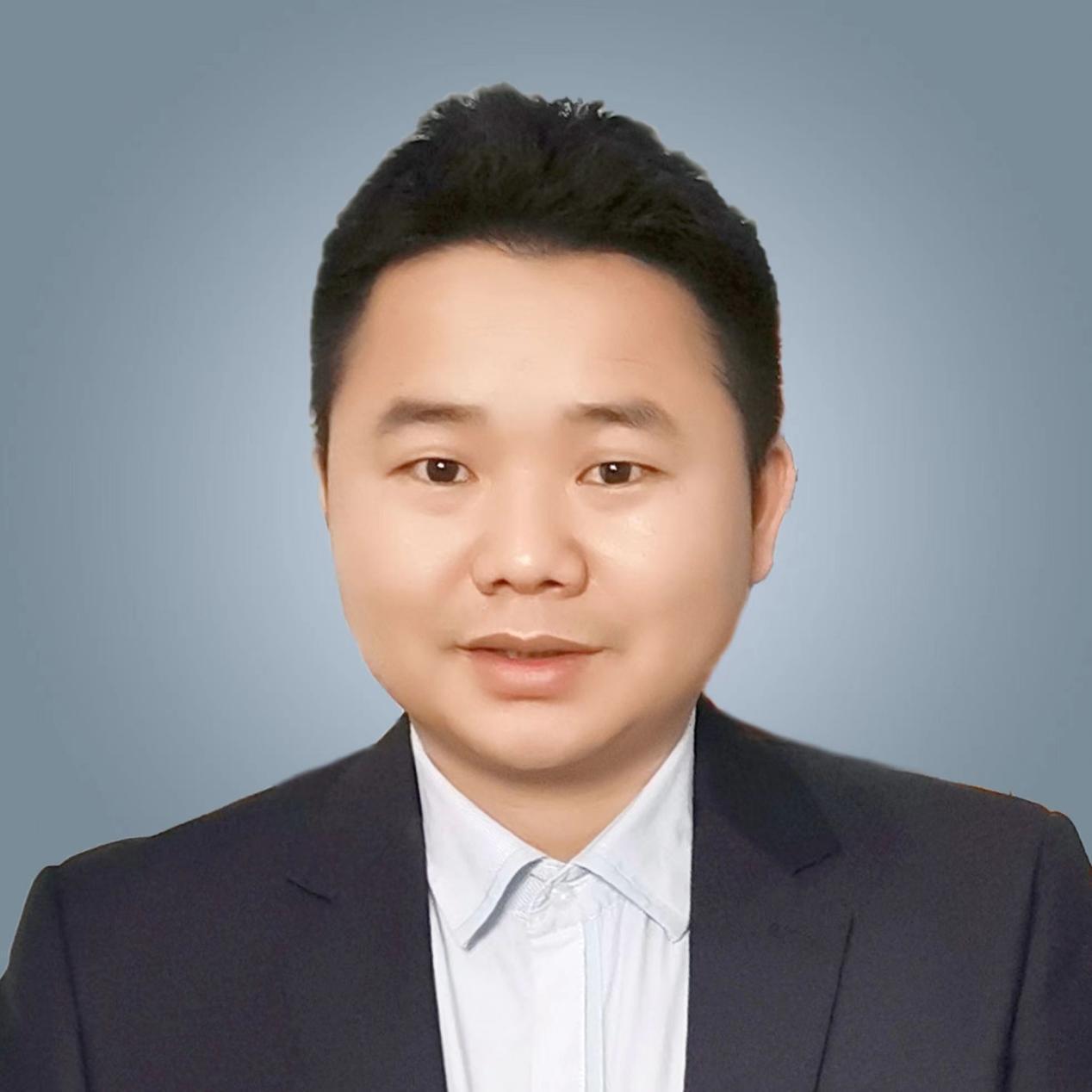 吴耕渔携《莽王》出席北大“作者面对面”文化交流 王福洪专程赴现场赠送专属书法作品（图2）