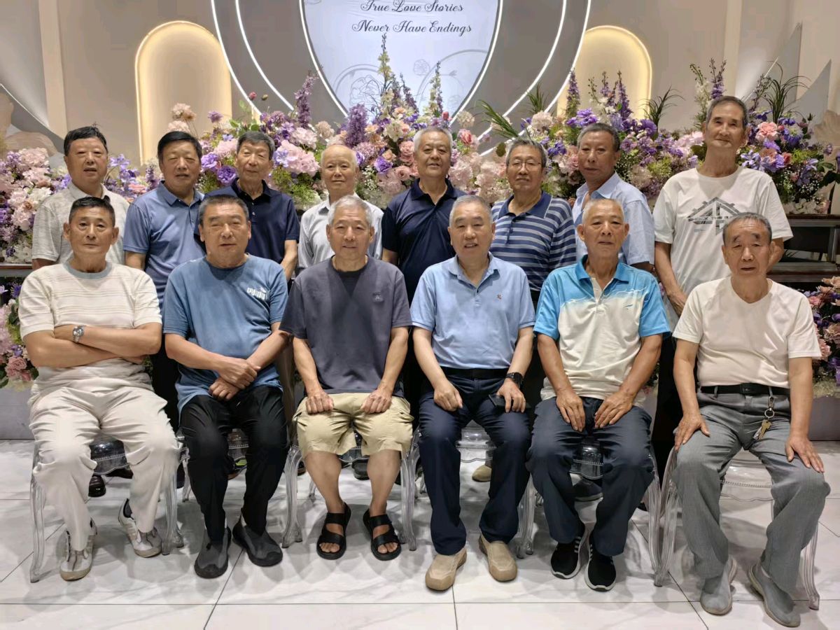 刘汉生的《访 亲 会 友 之 旅》（图5）