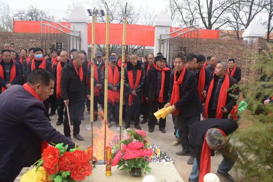 复活的踪迹 ——修缮坟茔 寻根归源(图4)