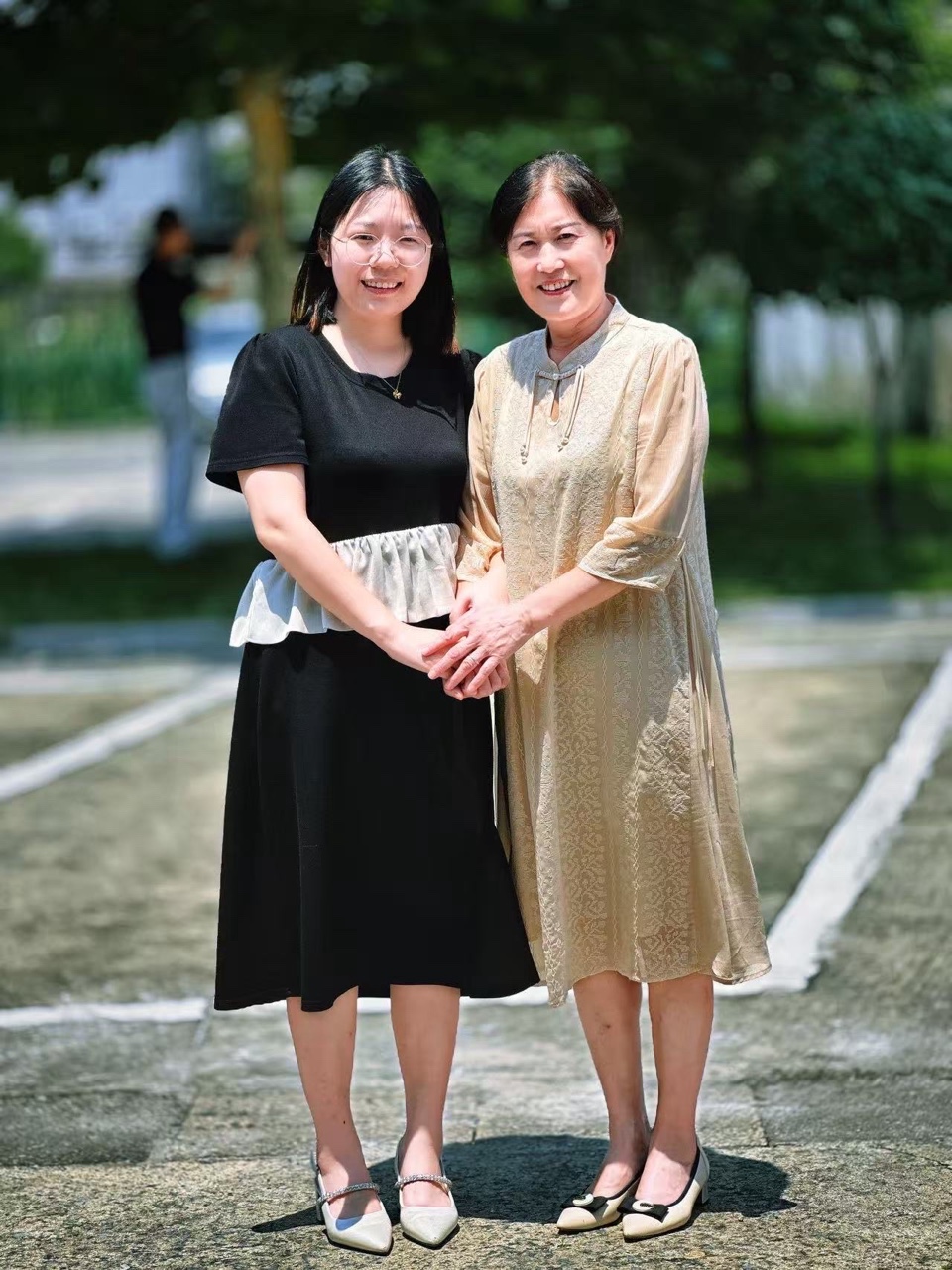 【华人诗社】鉴赏《仙桃财政局退休干部庆祝七．一活动》（图10）