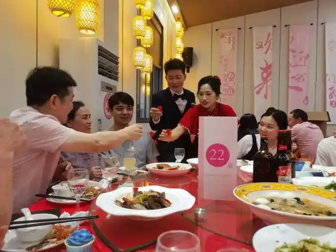 【燕赵文学】随笔：上对礼吃错席的尴尬与趣事，您遇到过吗（河北/张合军）（图2）