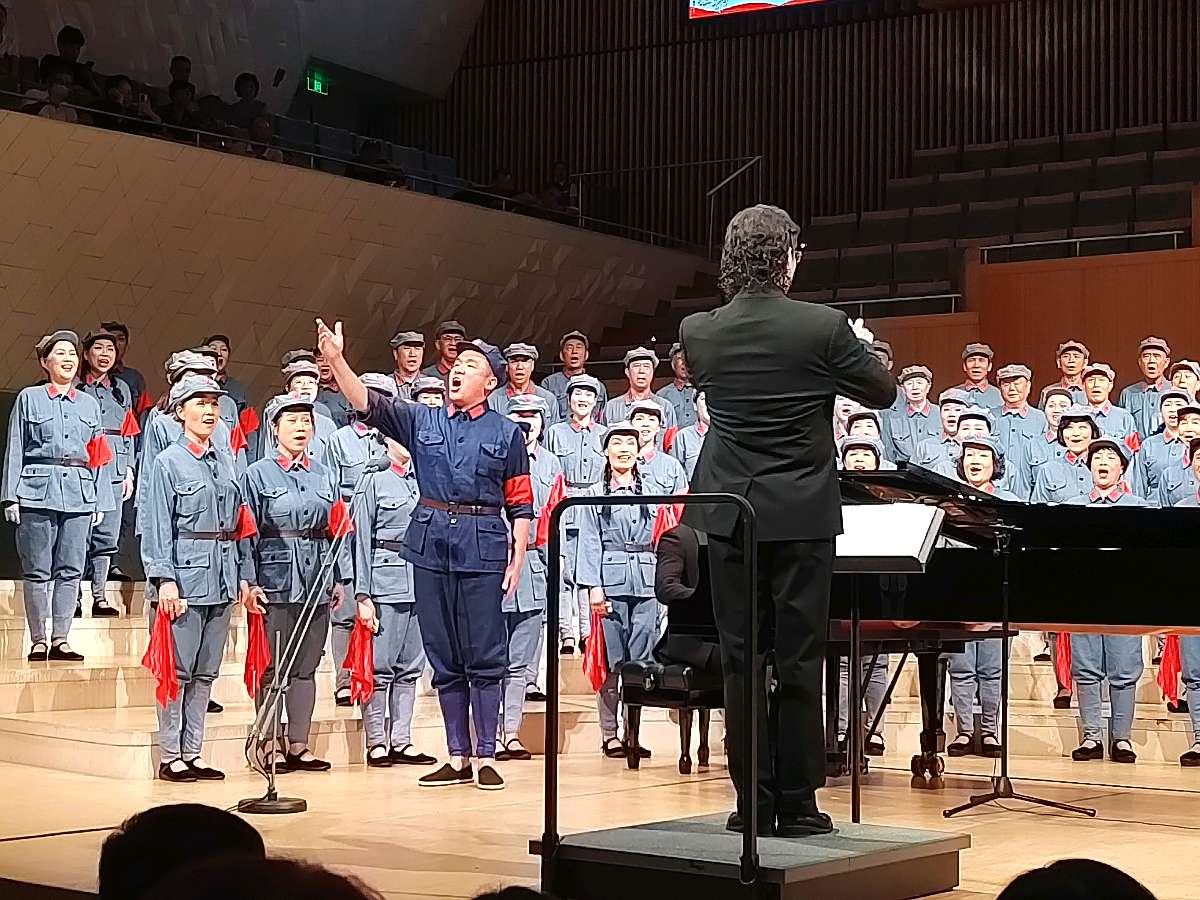 福建银龄艺术总团福清分团组织赴榕观摩红色经典音乐会（图28）