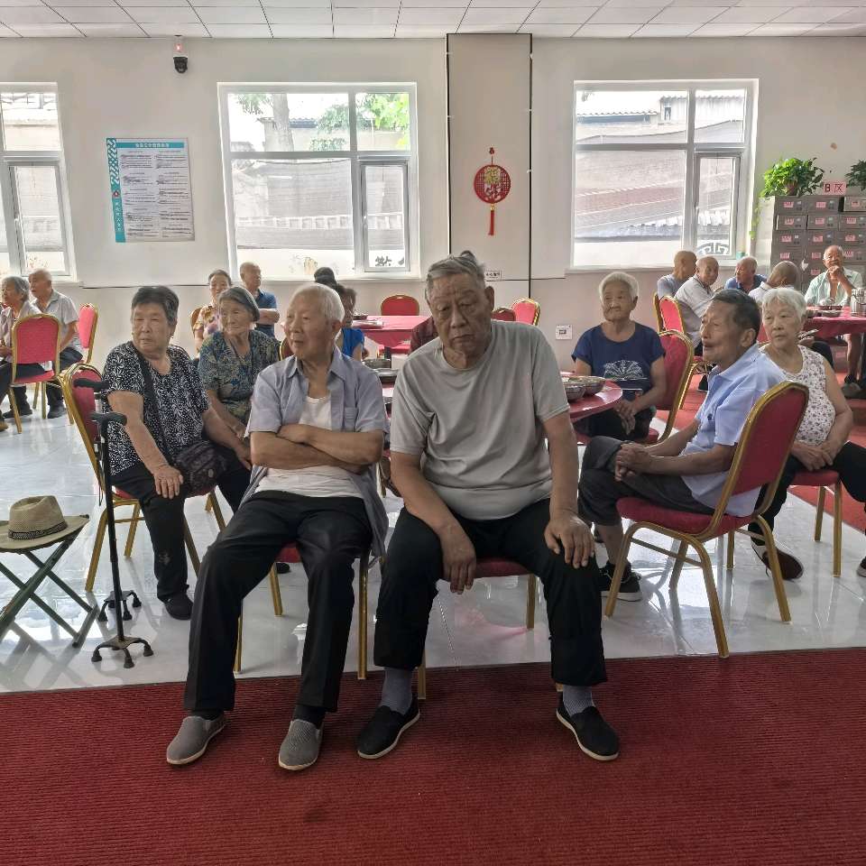 【燕赵文学】纪实散文：一餐热饭里的乡情——记西北留村老年大食堂爱心志愿者（河北/张喜魁）（图4）
