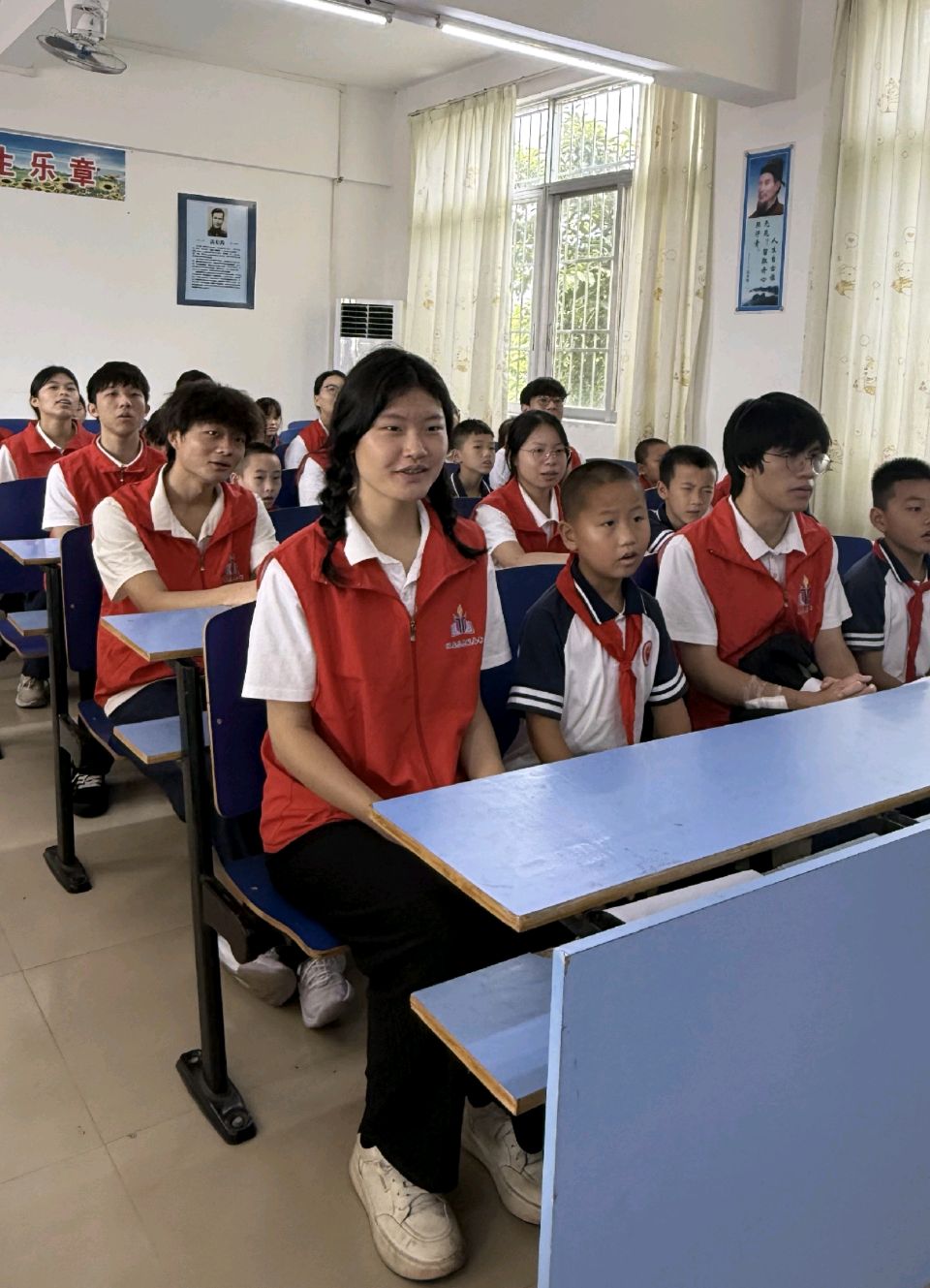 漂洋过海寄温情 海外学子暖童心—— “七一”建党节中国留学生善捐致信南雄陈毅元帅红军学校留守儿童（图2）