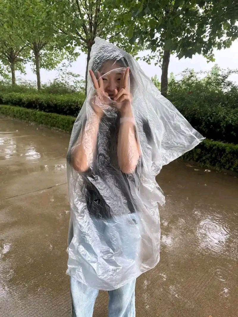 量子诗歌•文同文化社同题诗《下雨了，我们没有带伞》作者：诗社文友——文化强国量子诗歌实验室（筹）（图26）