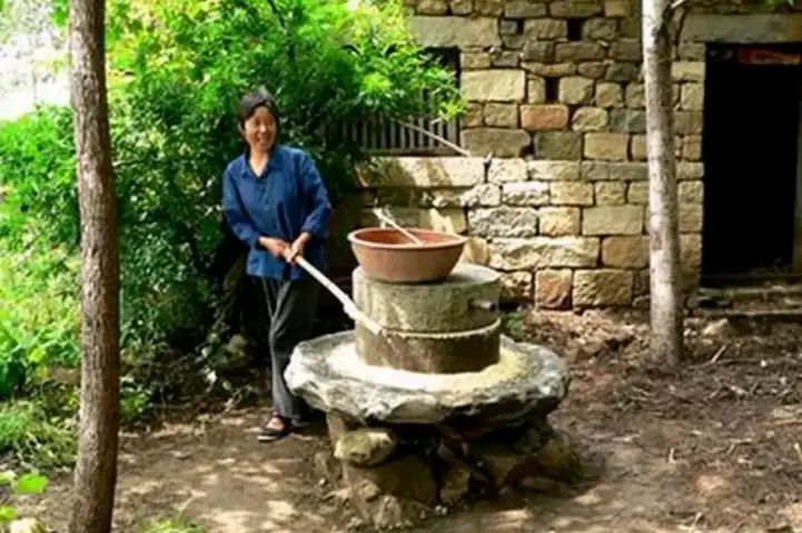 微型散文诗《石磨转 岁月长》（图3）