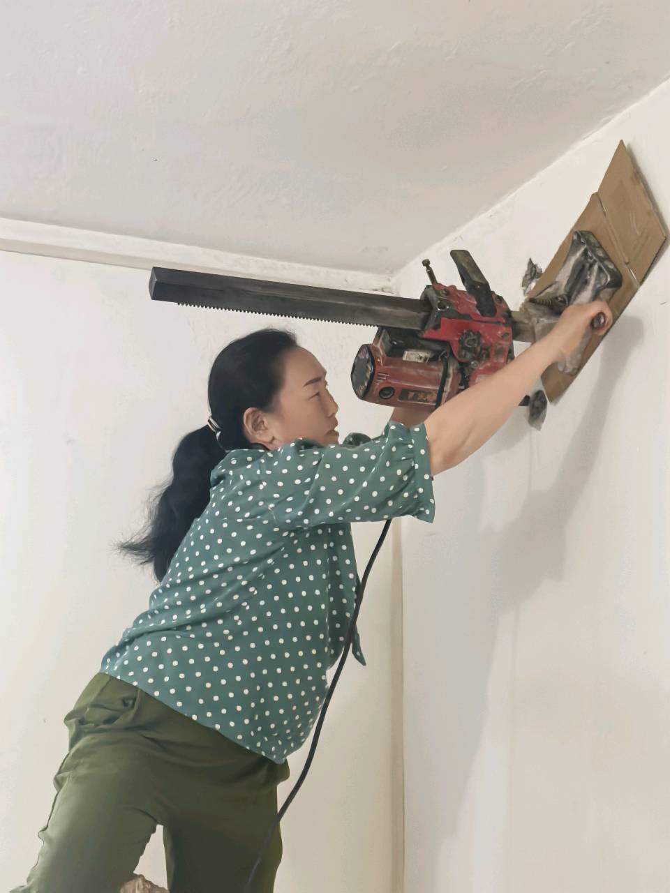 「凡人微光」夫妻瓦匠,氤氲南坪的变迁(图11)