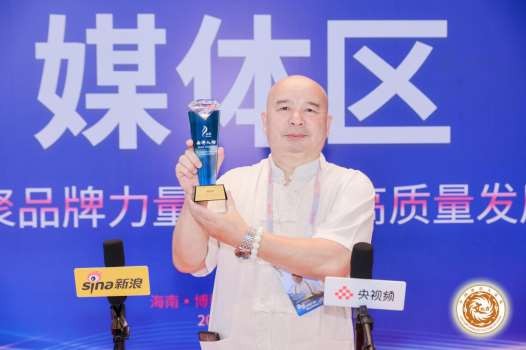 《情系军魂 笔彩华夏》主题线上书画展 ——中国人民解放军建军99周年 名家艺术推荐张运中(图3)