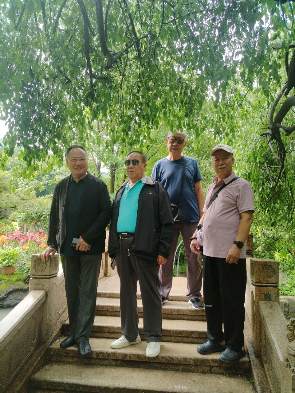 游圣鑫酒庄随笔 作者张绍钟 (吉林)编辑孙秀兰20260708(图19)