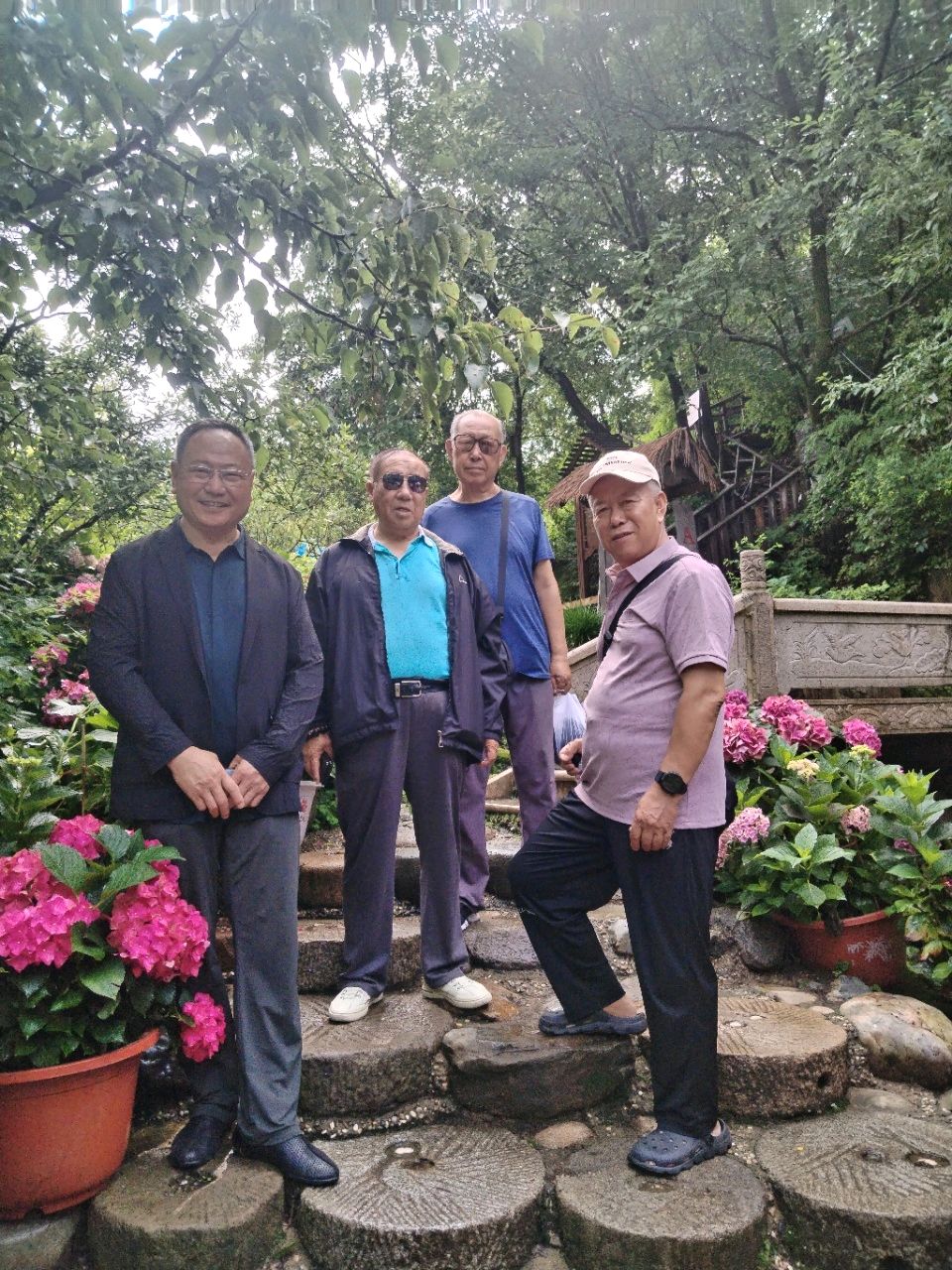 游圣鑫酒庄随笔 作者张绍钟 (吉林)编辑孙秀兰20260708(图20)