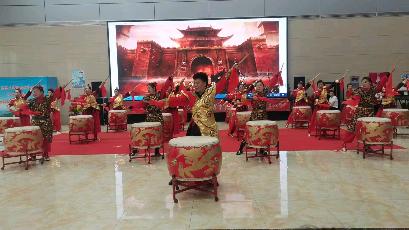 艺暖旅途 公益同行（图3）