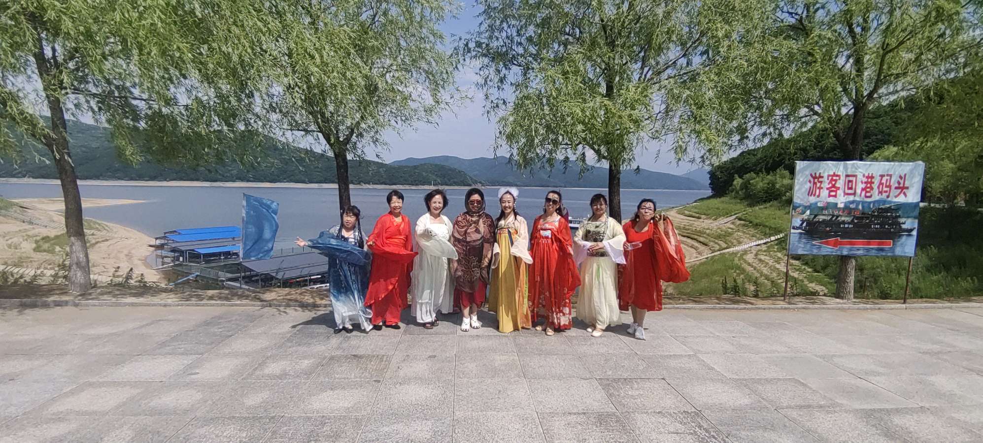 吉先锋退役老兵文工团第6分团吉林市松花湖和北大旺两日游图片视频集锦（图25）