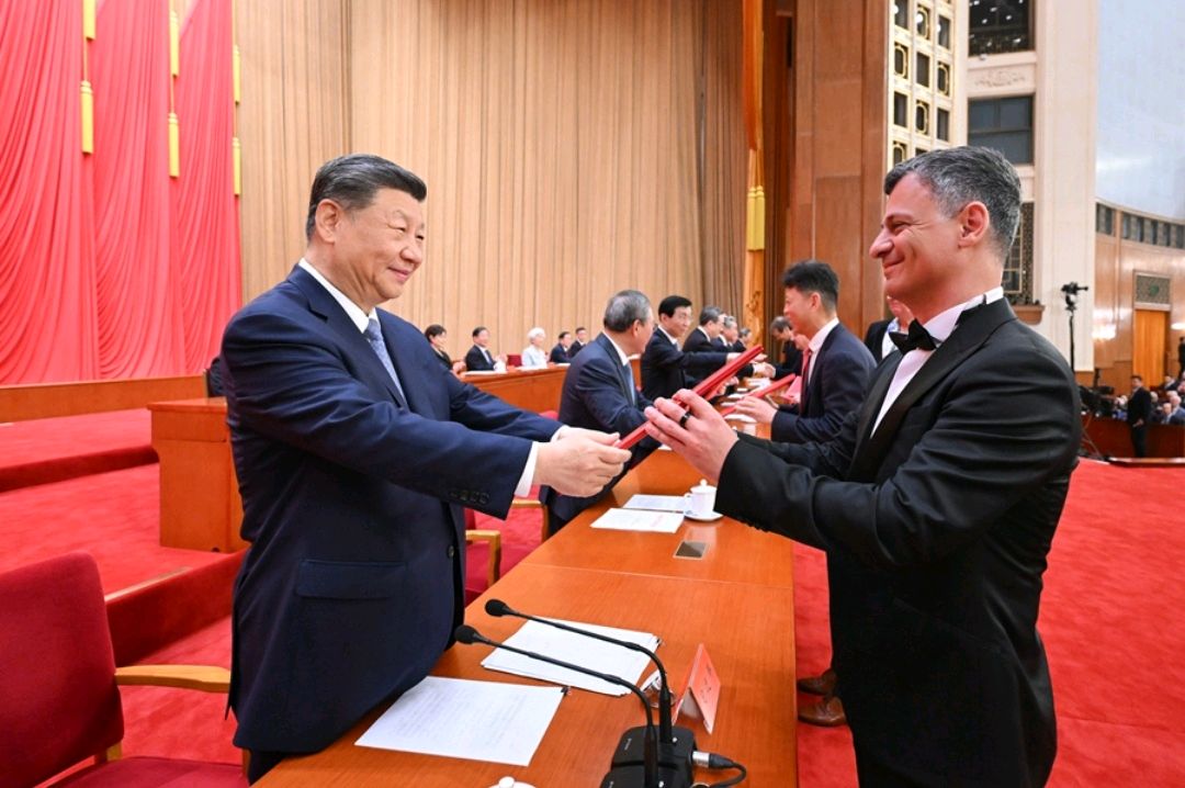 鼎铸科创千秋业,词抒强国万里程——敬和总书记科技盛会重要讲话(图9)