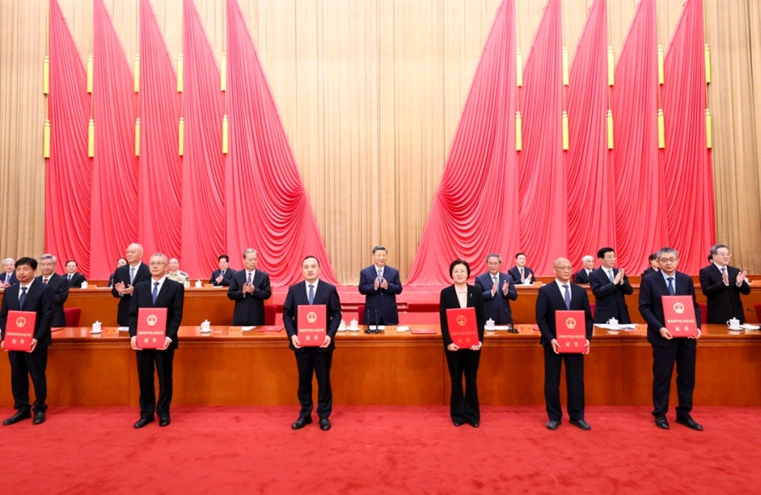 鼎铸科创千秋业,词抒强国万里程——敬和总书记科技盛会重要讲话(图12)
