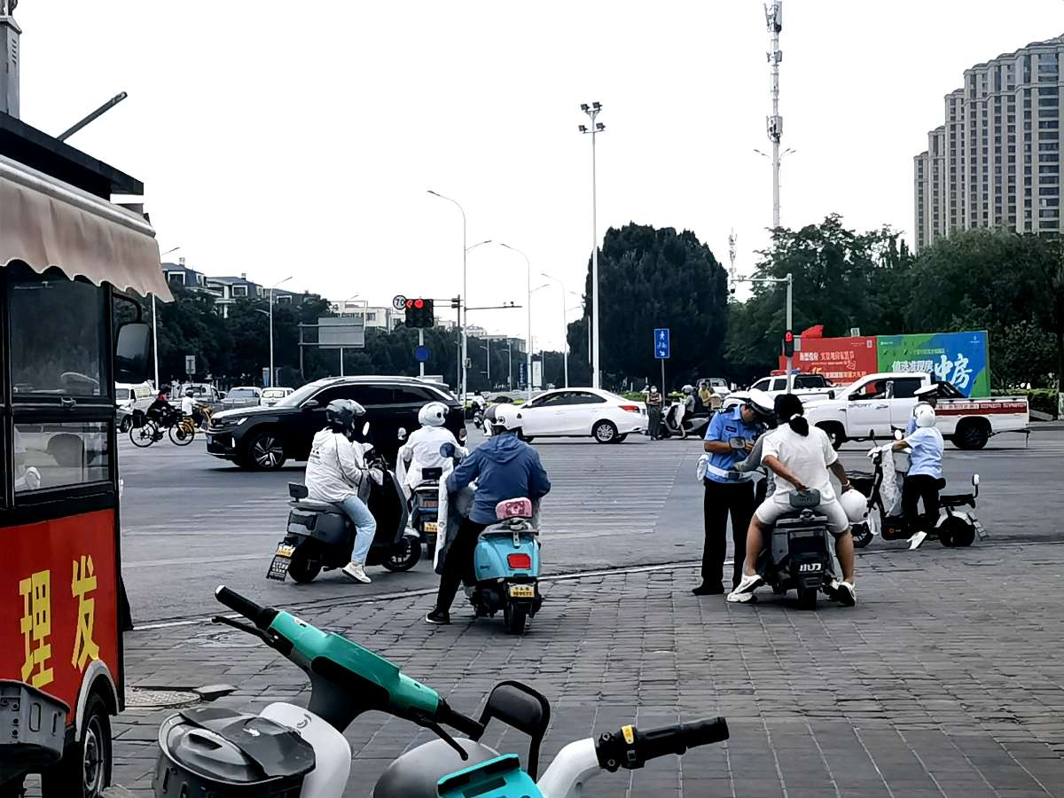 银川:严查细管（图4）