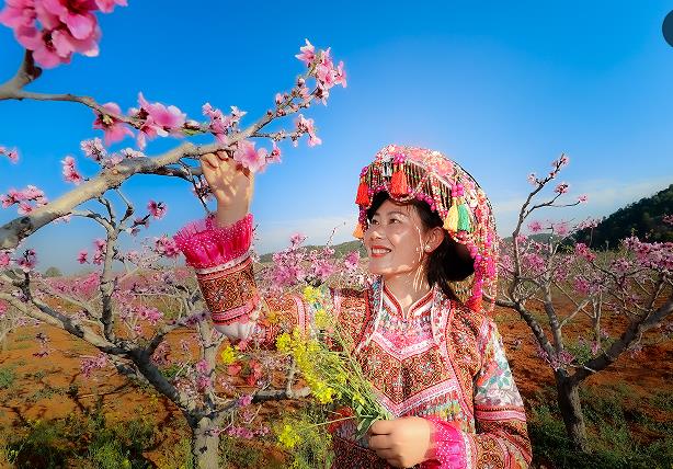 “昆明后花园”土官镇：喊你来MC溶洞泡温泉浴了，洞内只有16度（图2）