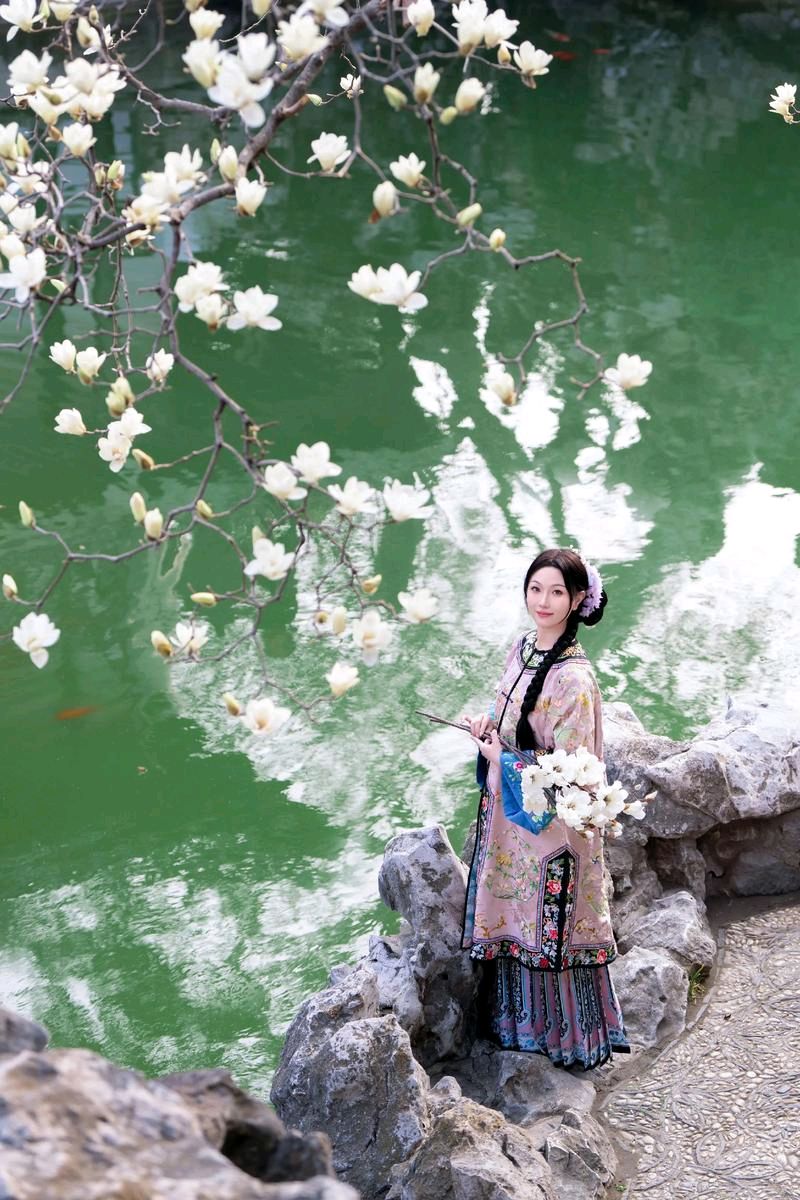 北京头条‖【咏长白天池十六峰】和【五女峰】‖作者·孙崇秋·山菊花（白山）003期（图4）