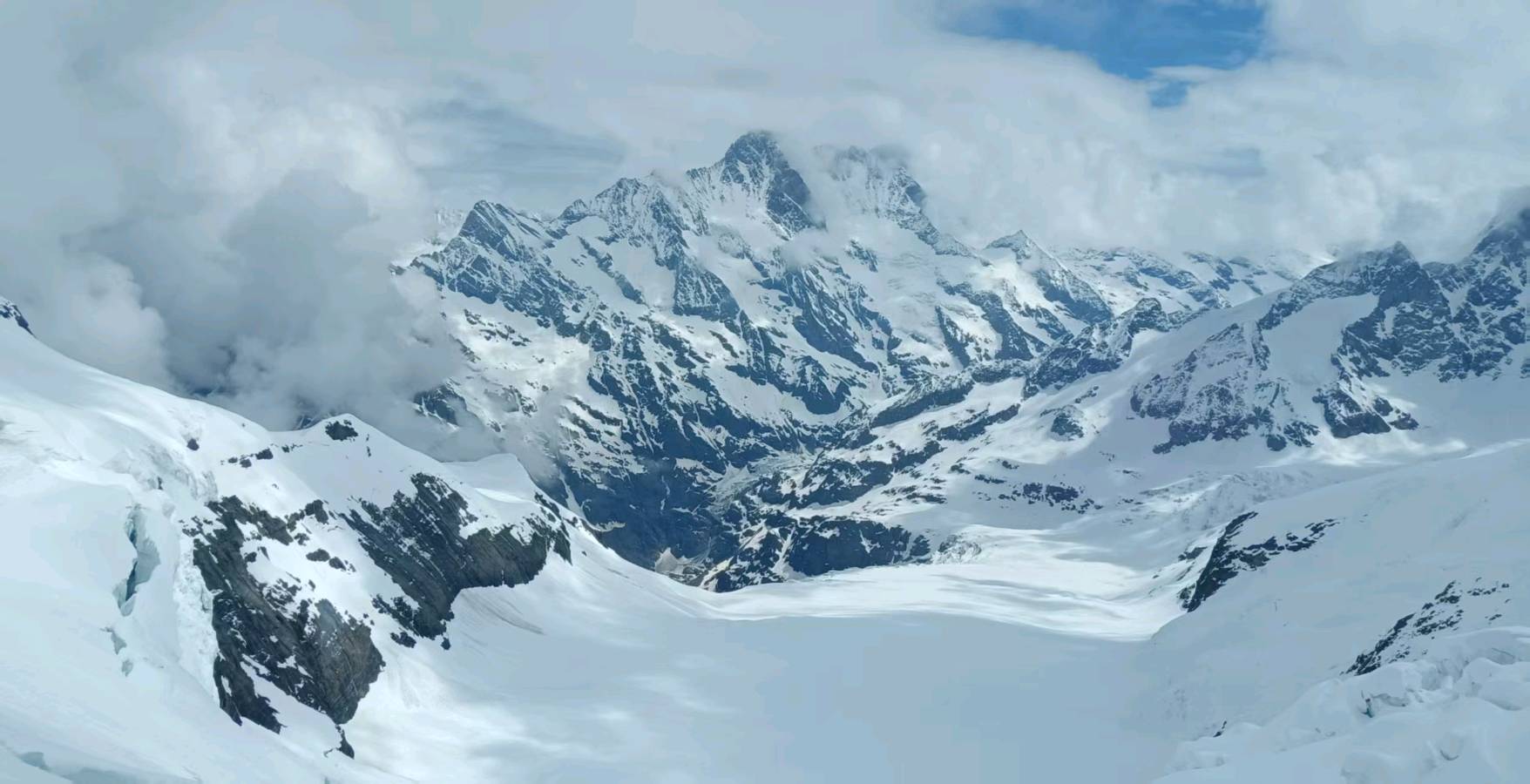 【首都文学】高宗义*|*阿尔卑斯雪山观光记，登上“欧洲屋脊”少女峰（图23）