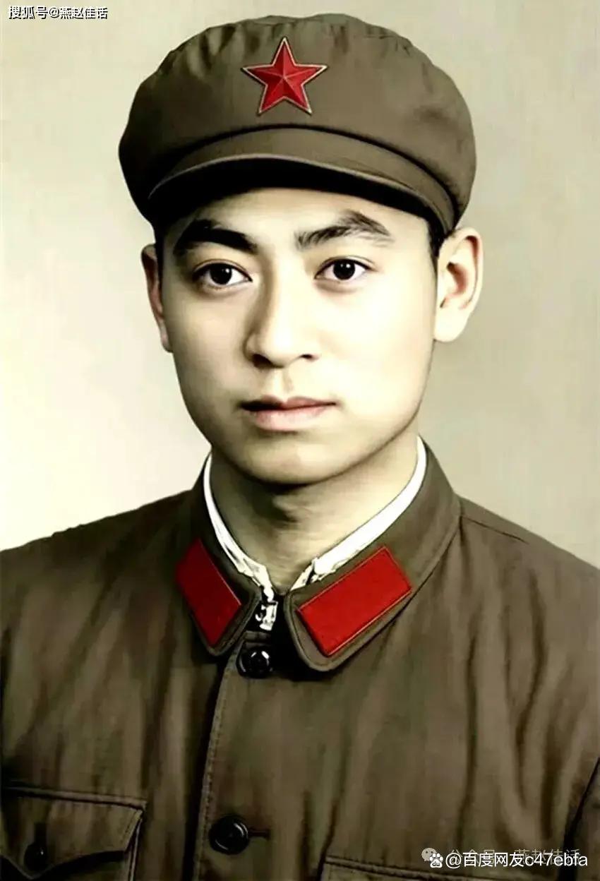 峰峰人物李朝卿:金色盾牌写忠诚 健身有道度晚年(图2)