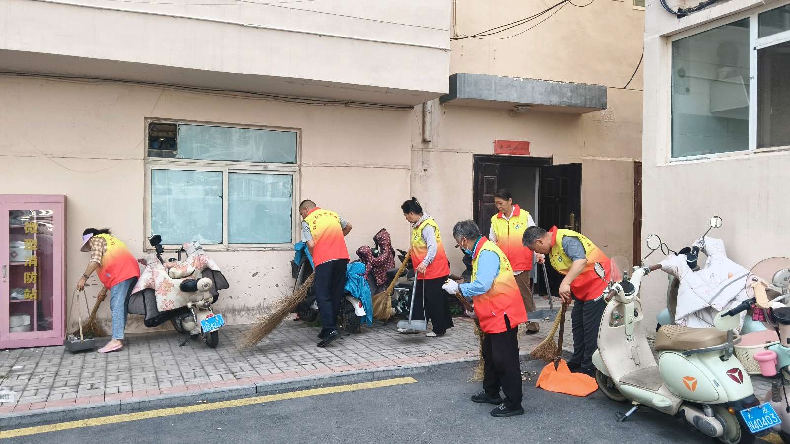 整治环境清死角 志愿服务暖家园（图3）