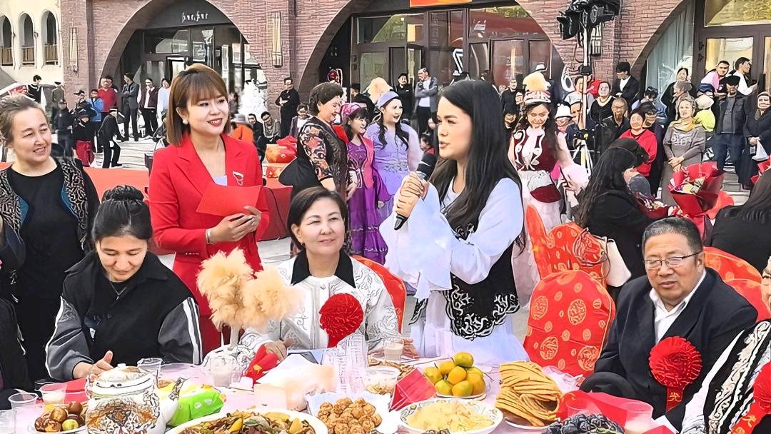【都市头条向幸福出发编辑部】第16365期 大美新疆集 新,民族交融烟火(7)》华侬农(上官)(图7)