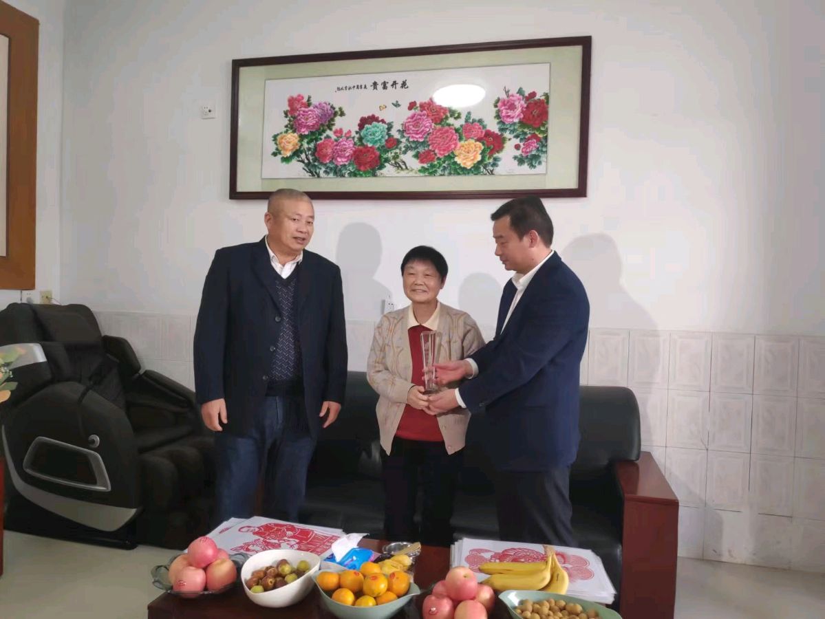 蔡秋容《八一建军节致敬我的北海舰队老兵丈夫陈刚》（图9）