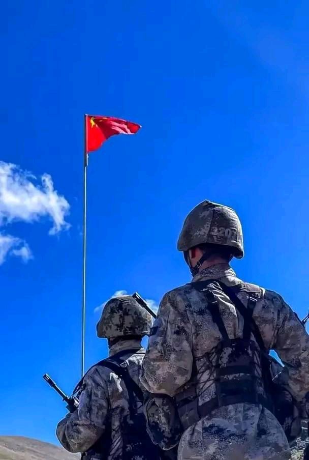 浣溪沙·军人风彩【中华新韵韩偓体】 作者:田淑荣（图2）