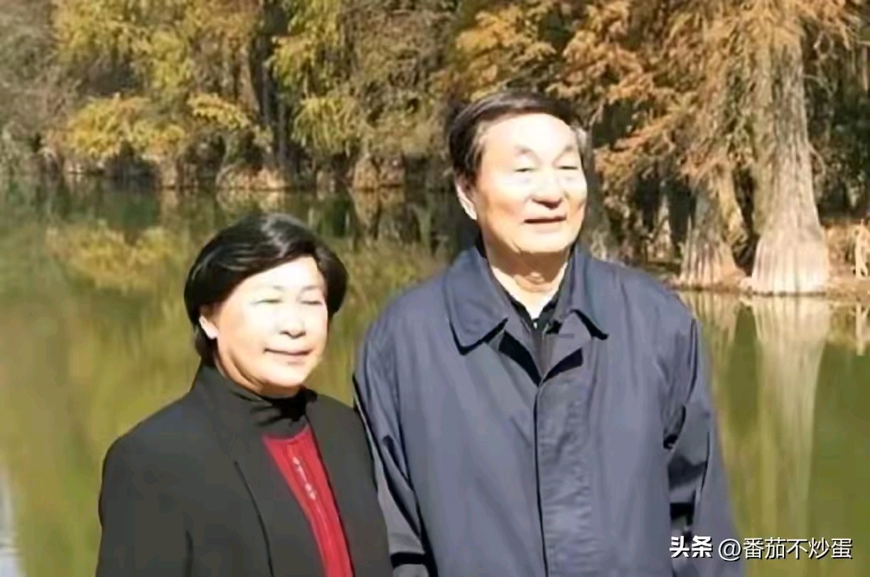 朱镕基总理永远活在我们心中（图7）