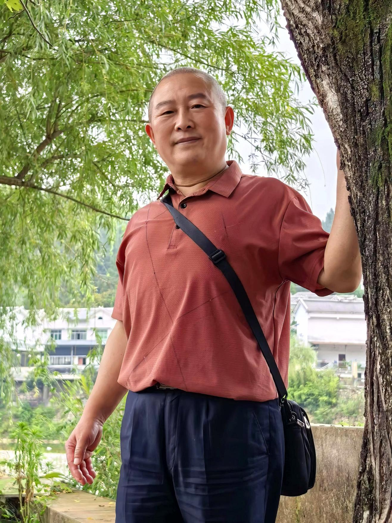 红根蕴志 翰墨传声-寇华中作品赏析