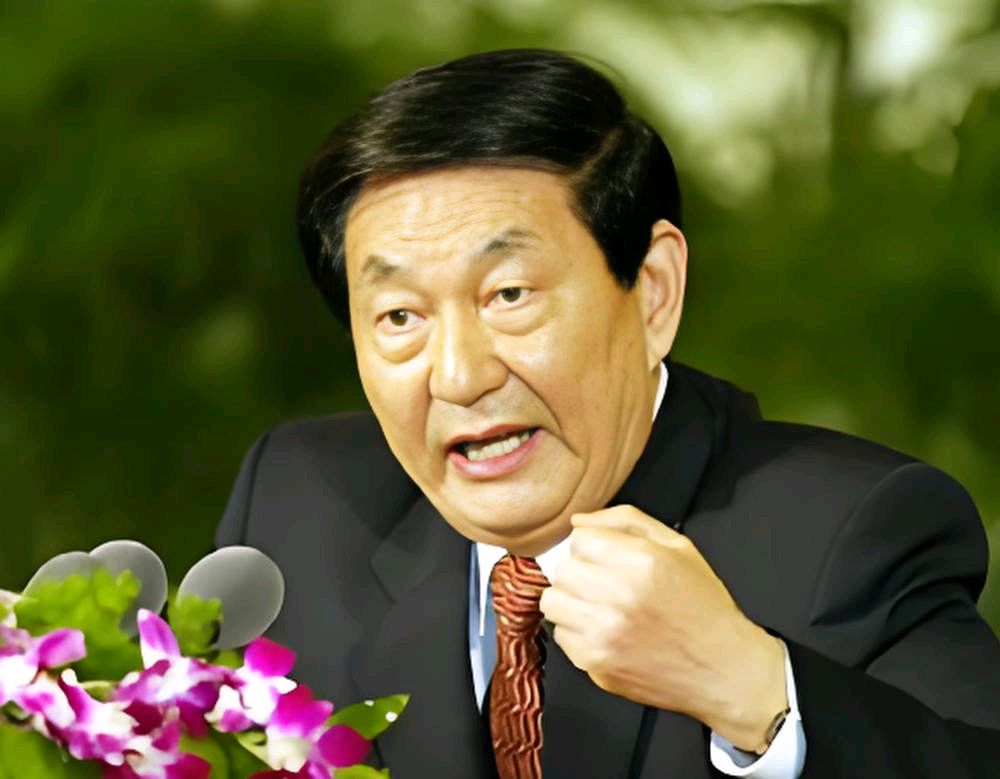 《何氏文学集萃·清范垂勋特刊》（图2）