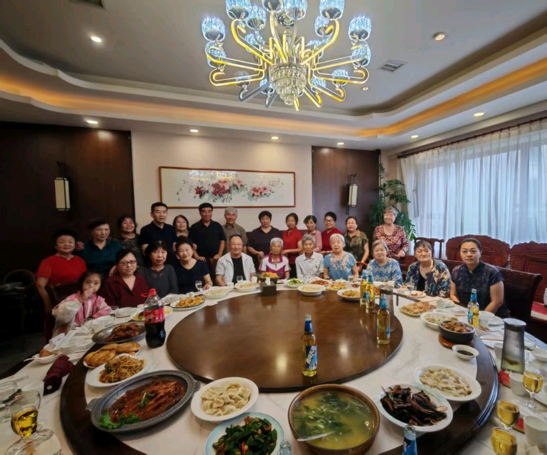 北山聚首忆流年 半生烟火惜余生 作者张绍钟(吉林)编辑孙秀兰20260815(图5)