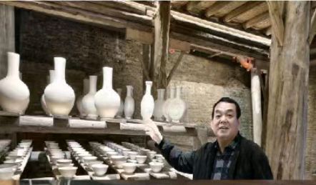 【北京头条】文化生活：瓷韵绘吉祥，笔墨寄初心——山东明德书画院院长齐海赴景德镇参加陶瓷绘画实践活动 文/李琳（图3）