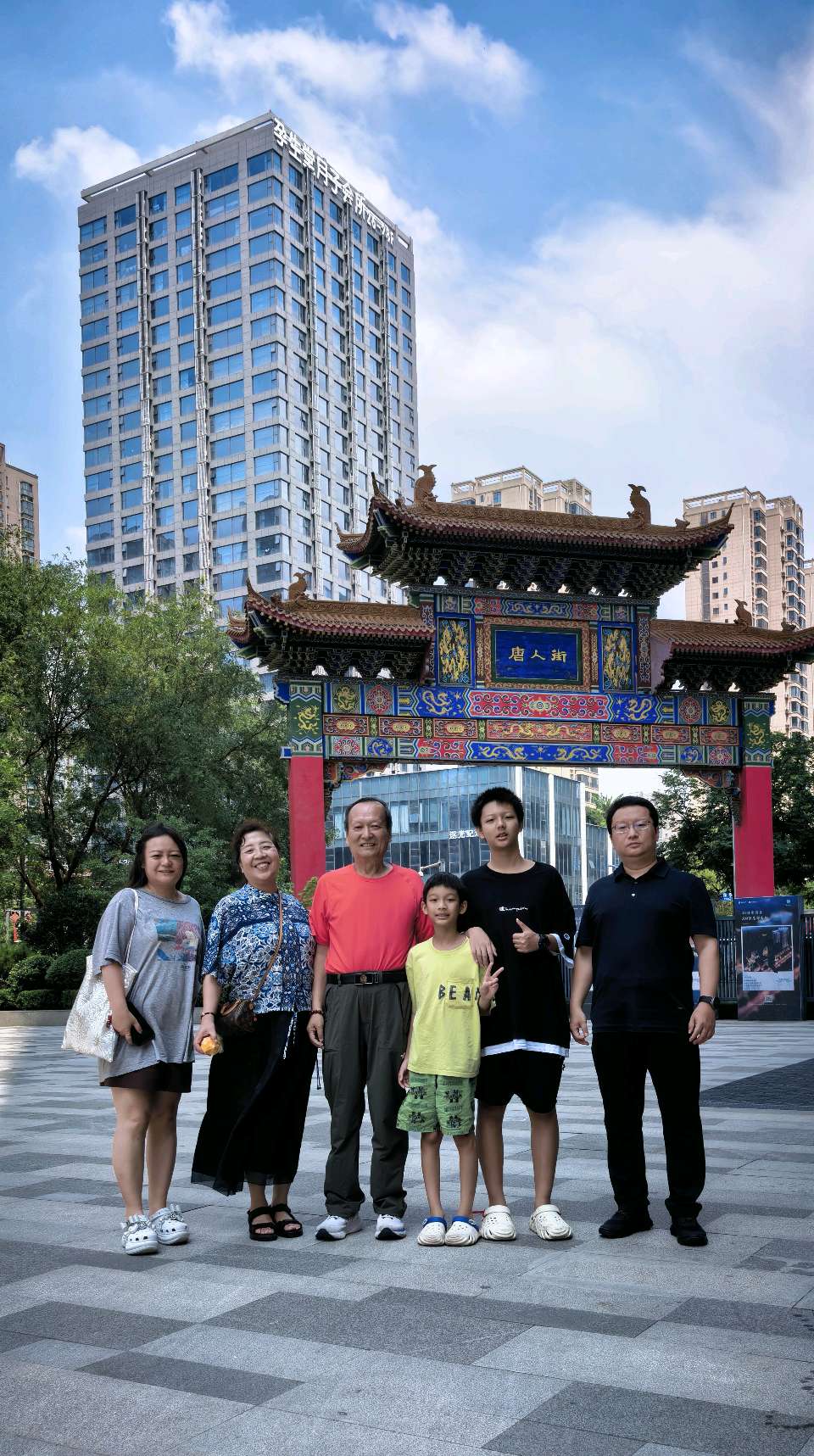 【立秋•庆生专刊】张富贵（冷军油）：立秋次日双八欢，亭院小厨亲聚餐——立秋与71岁生辰感怀（组诗2组8首）北京头条•西安头条•都市头条发布！（图3）
