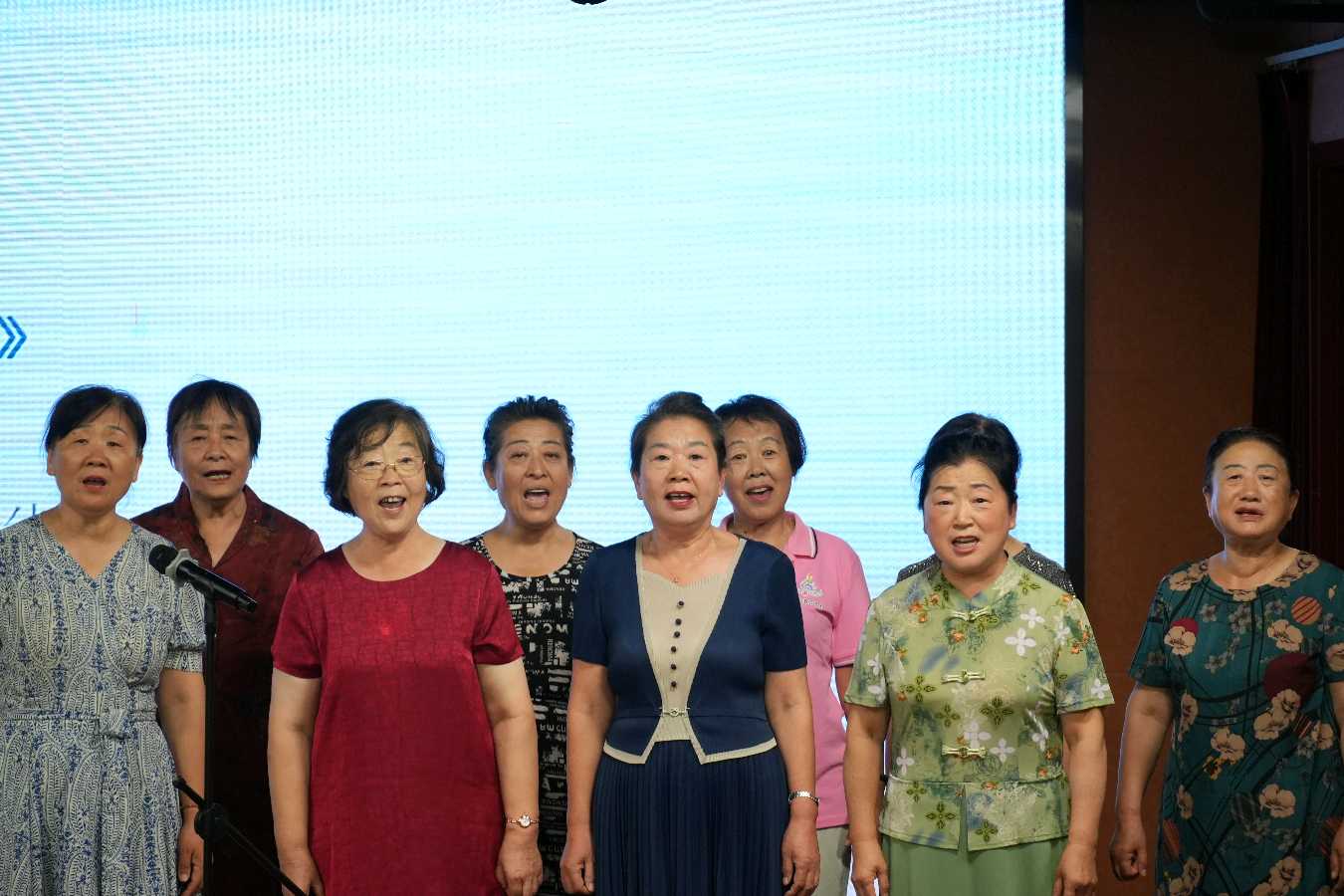 李敬党《爱在七夕 温情相伴》主播:金华;编辑:开心快乐【运河之春】(第245期)(图25)