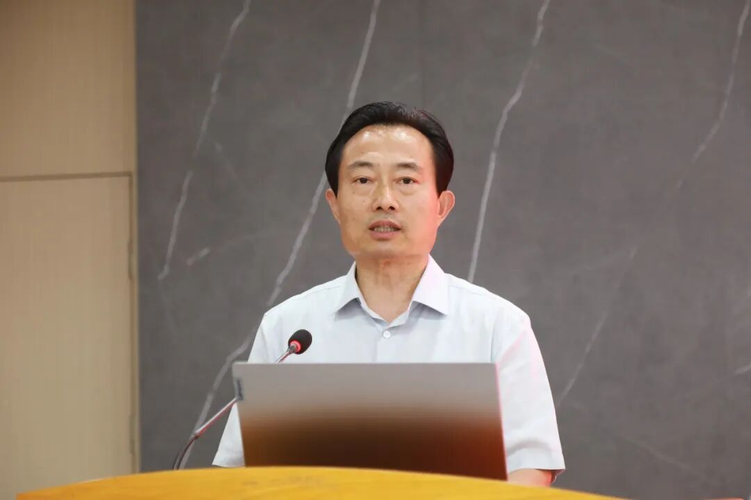 铸魂强基 德高技精——聊城市眼科医院举办第九个“中国医师节”庆祝表彰活动（图4）