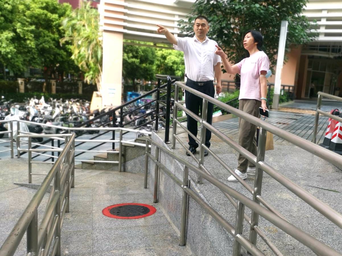 诗赞：生命至上 居民至上（图11）