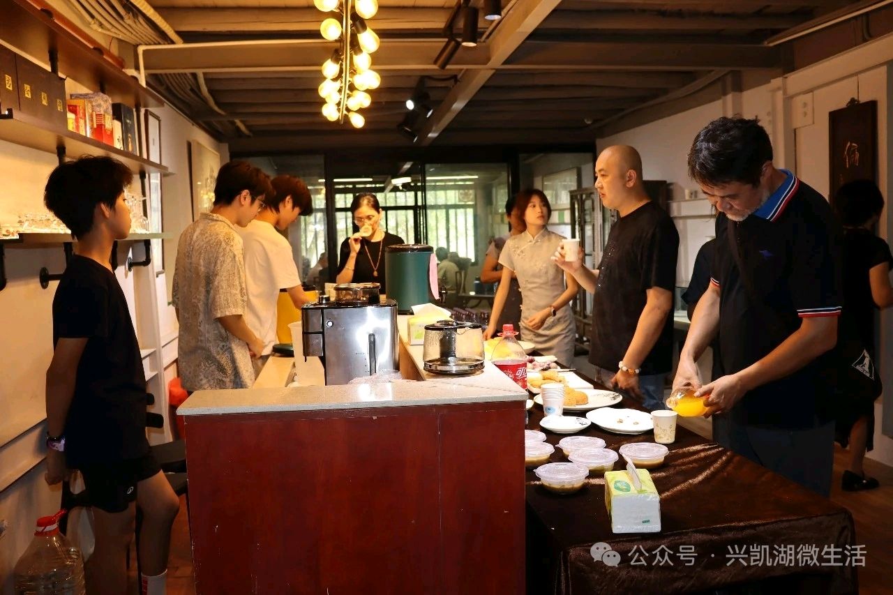泥火薪传——广东省惠州市陶瓷艺术大展侧记 /作者:王夫(图4)