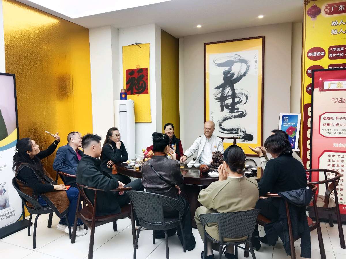 黄太闻千龙图:至今还是一个迷