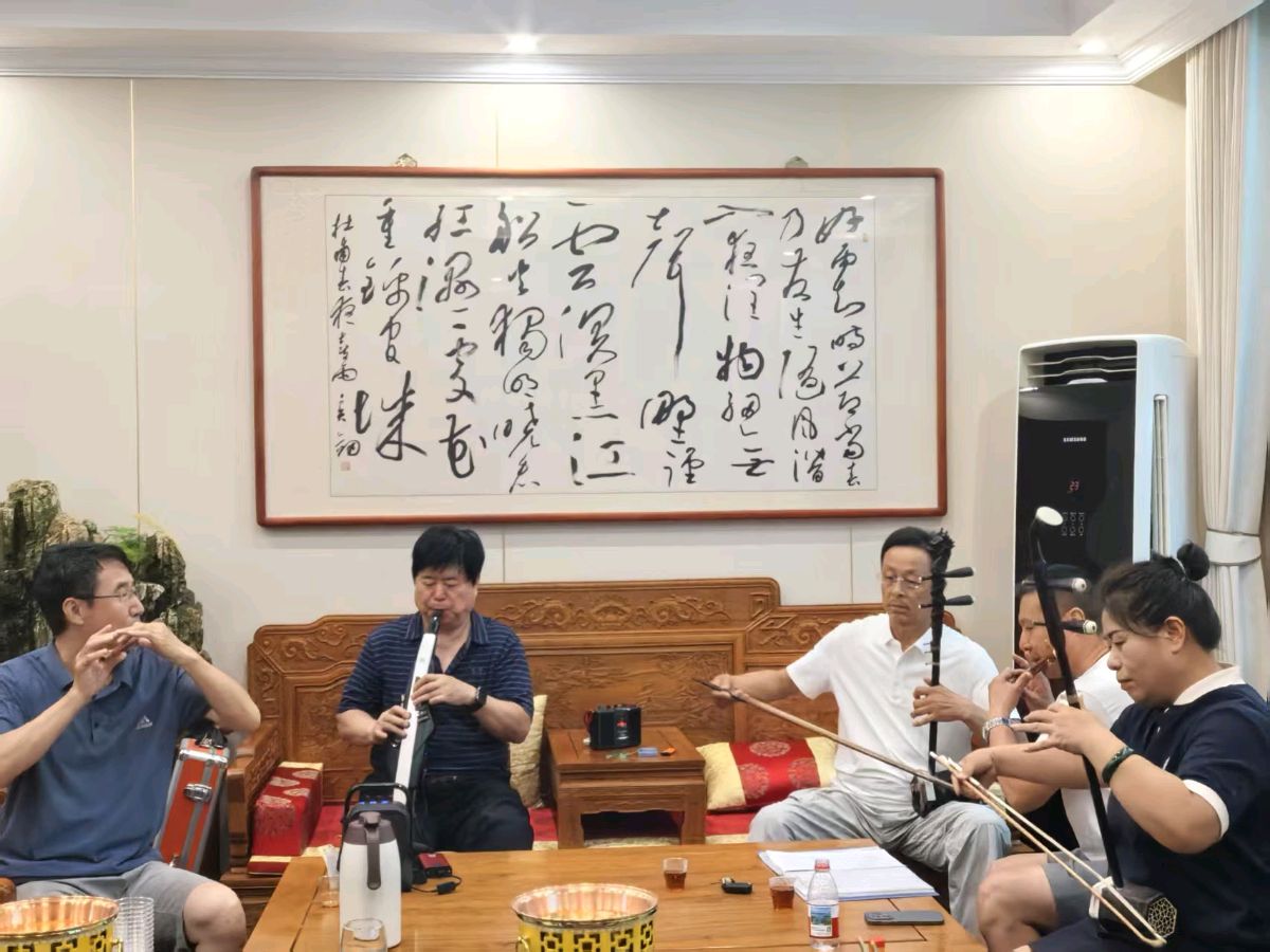 《和平乐队暖心窝》 文/蔡凤武（图3）
