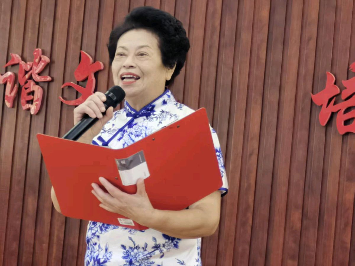 吉林儒商缅怀毛泽东主席逝世五十周年线上诵读演唱会视频音频展播 ——主题：缅怀伟人、红色爱国（图13）