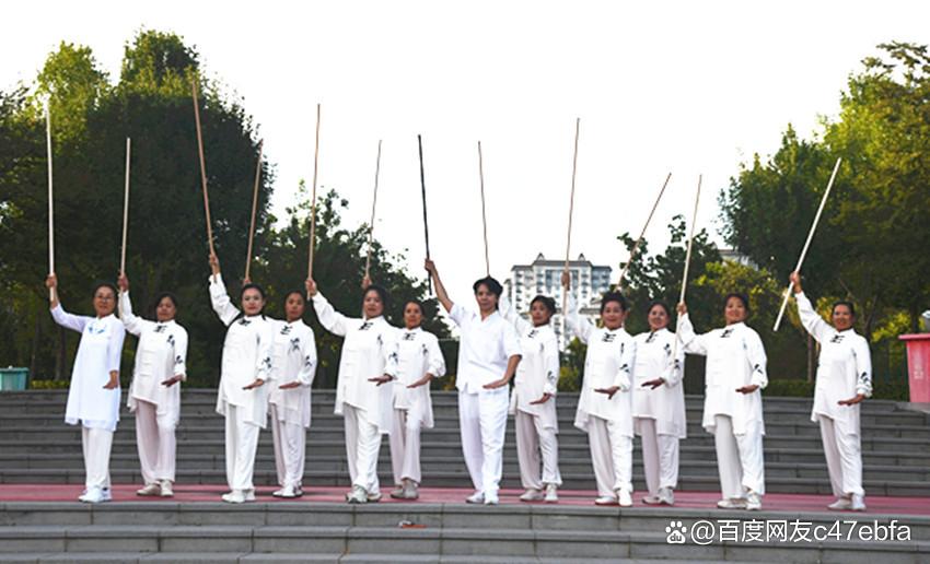 峰峰武协各分会专访系列(一)郭娟慈恩武术疗愈分会专场演出(图11)