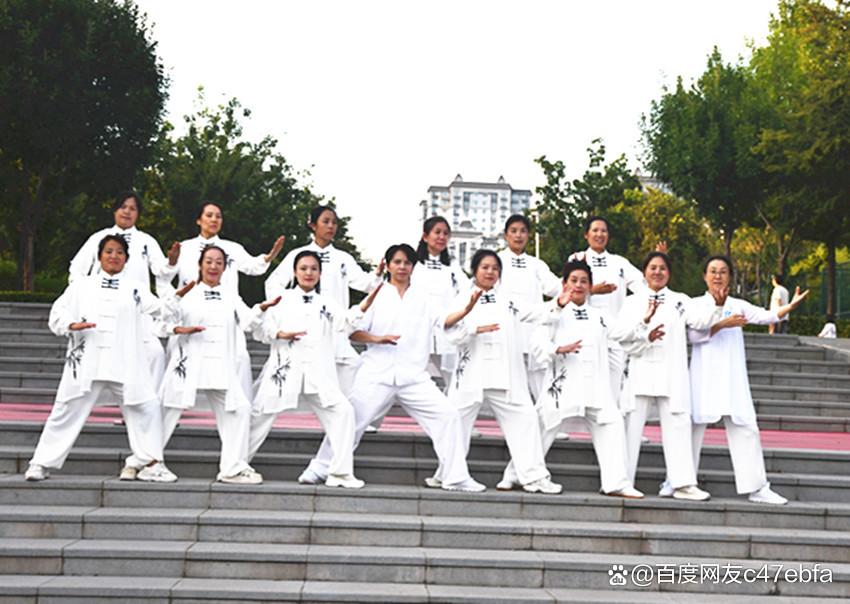 峰峰武协各分会专访系列(一)郭娟慈恩武术疗愈分会专场演出(图12)