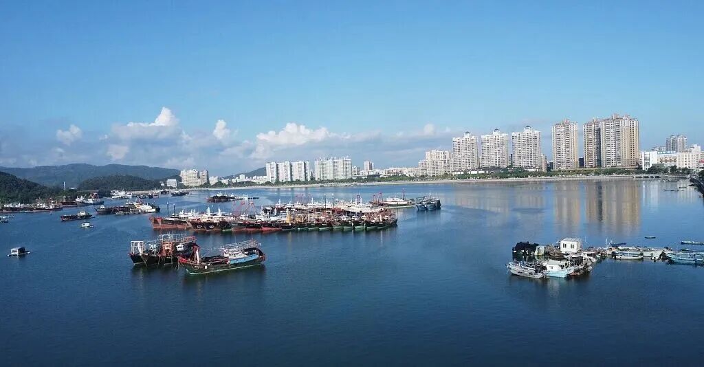 广东汕尾:航拍品清湖风景