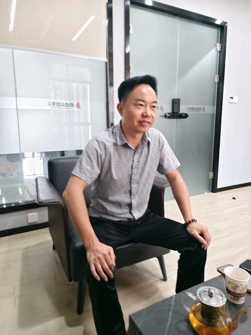 植迁亿拟邀炽点A|影视团队制作《牡丹亭之恋》(图3)