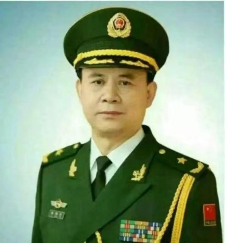 【都市头条向幸福出发编辑部】第877期 李炳天将军《边防•家乡》之二十一 “情书冢”凭吊（图7）