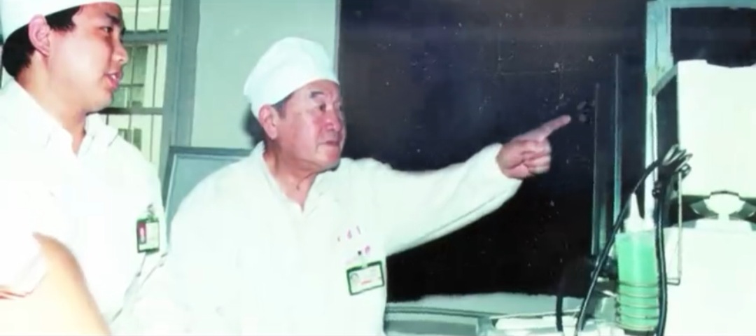 朱通伯教授