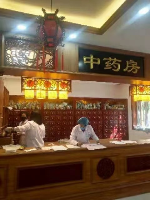 手抖是虚，风，痰
