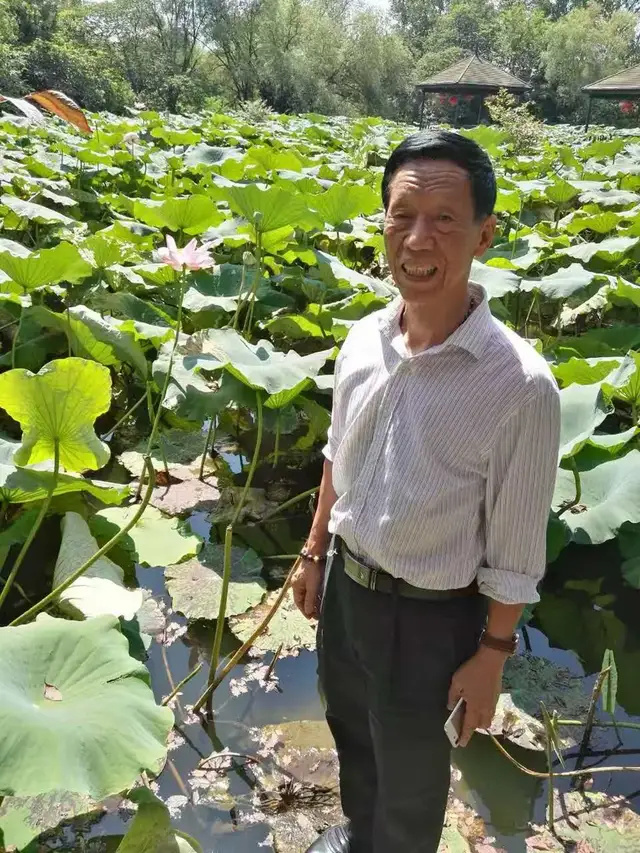 孙人浩《享誉海内外的中华艺术传播者》(图3)