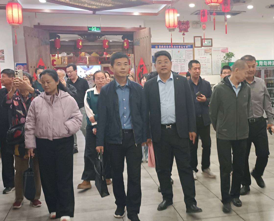 食安聊城|沉浸式体验查食安 零距离感受守底线—— 我市开展2026年食品安全宣传周“一日食安员”沉浸式体验暨食品实验室开放日活动(图6)