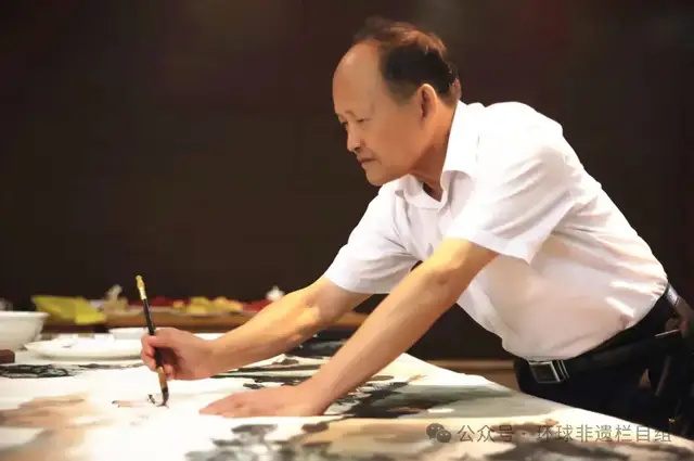 余新志《致敬文明之巅的先行者》(图3)